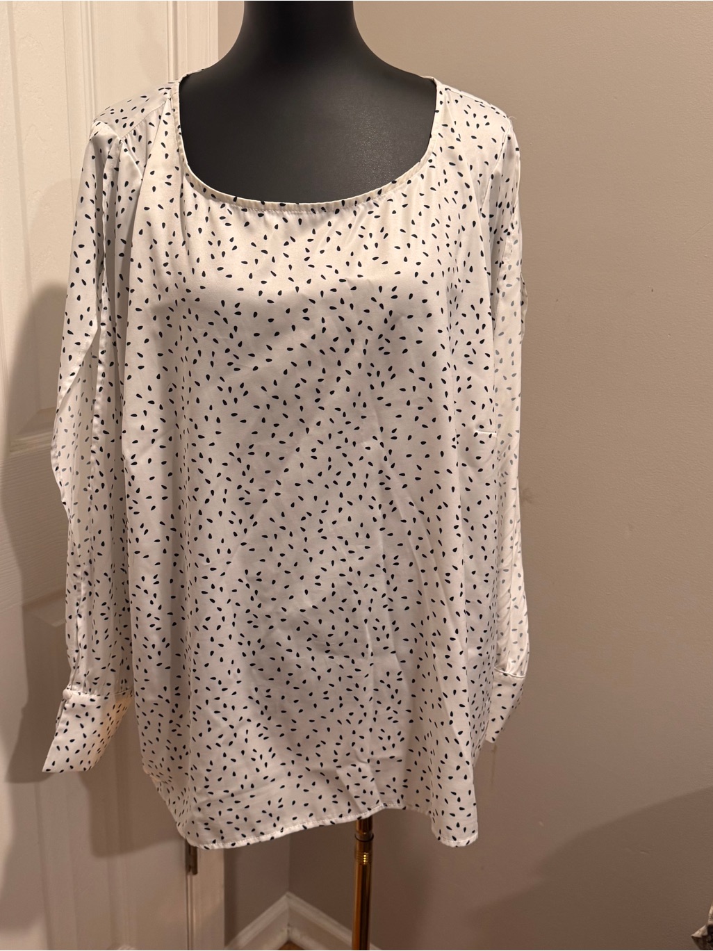 Eloquii Size 22 White Black Polka Dot Blouse Long Sleeve Career Plus Size Top